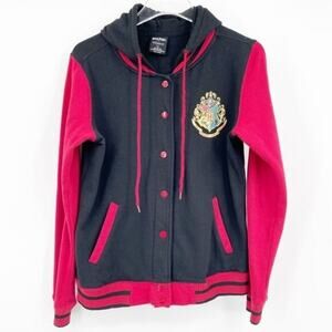HARRY POTTER Hogwarts Retro Varsity Jacket
